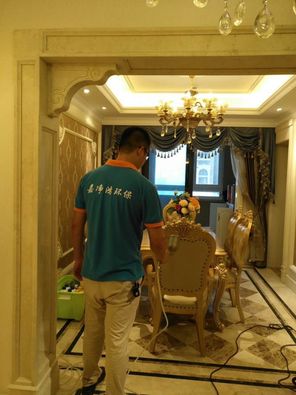 武漢市嘉凈鴻環(huán)?？萍加邢薰? style=