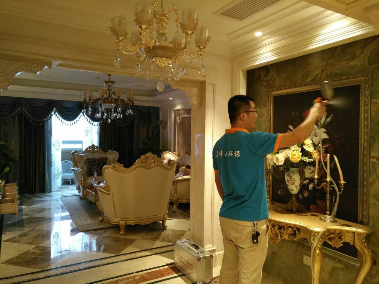 武漢市嘉凈鴻環(huán)?？萍加邢薰? style=