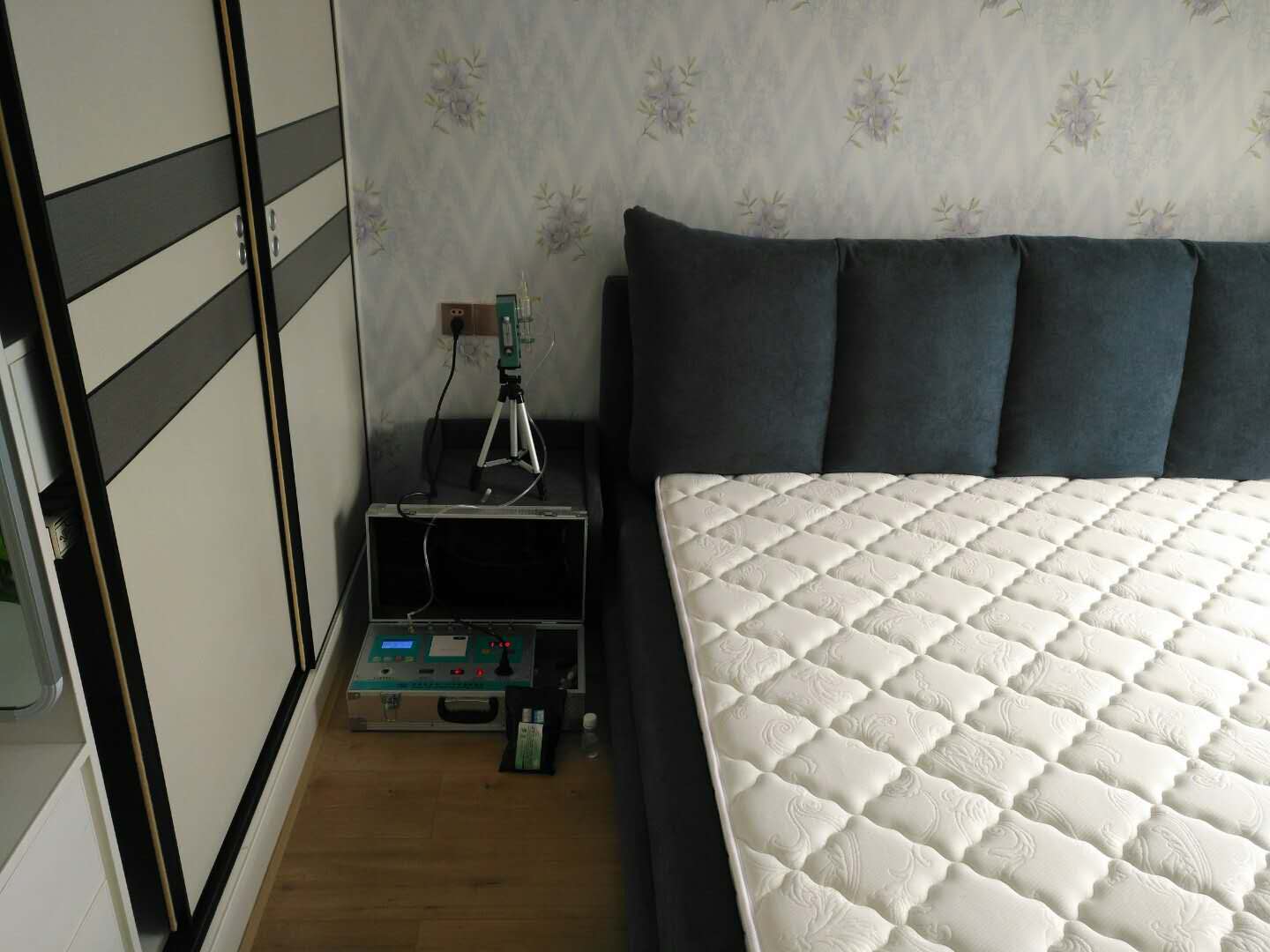 武漢市嘉凈鴻環(huán)?？萍加邢薰? style=