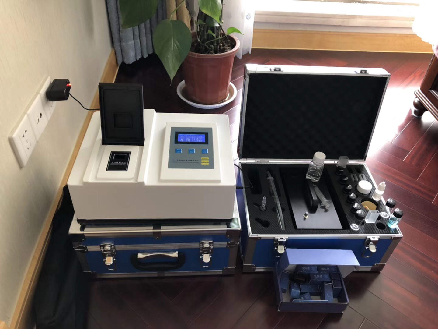 武漢市嘉凈鴻環(huán)?？萍加邢薰? style=