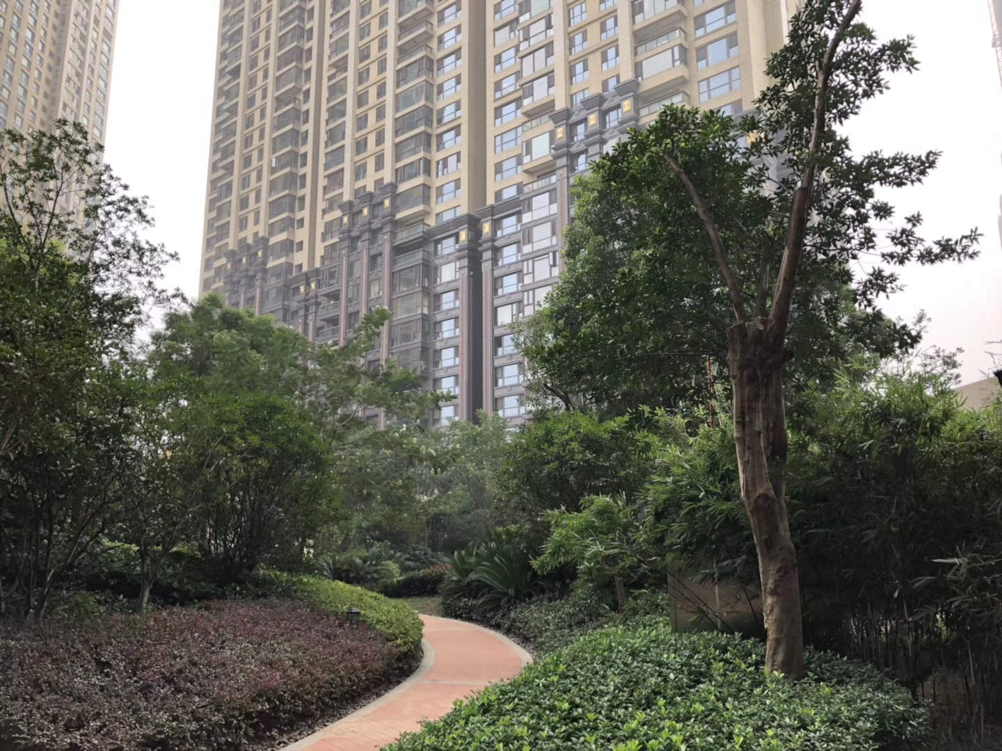 武漢市嘉凈鴻環(huán)?？萍加邢薰? style=