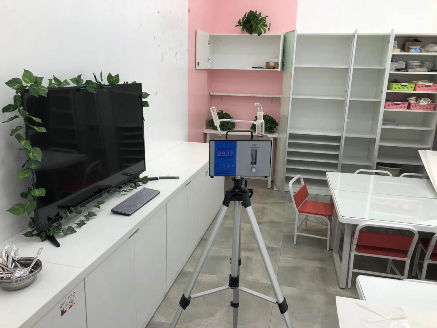 武漢市嘉凈鴻環(huán)?？萍加邢薰? style=