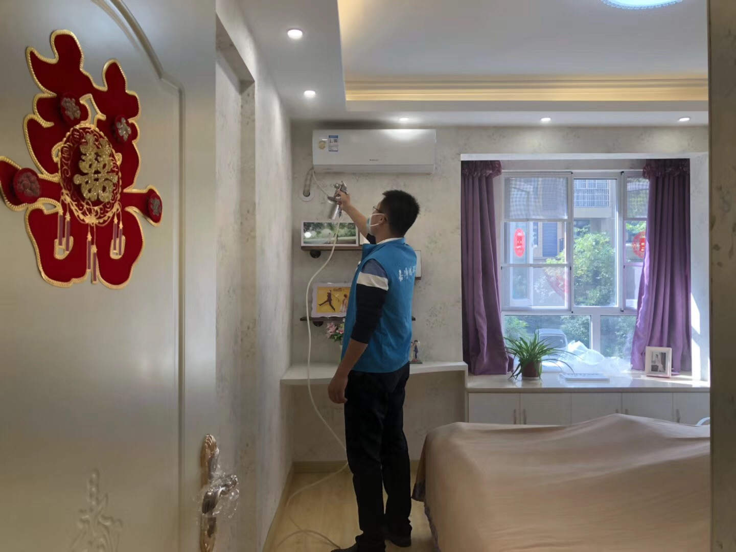 武漢市嘉凈鴻環(huán)?？萍加邢薰? style=