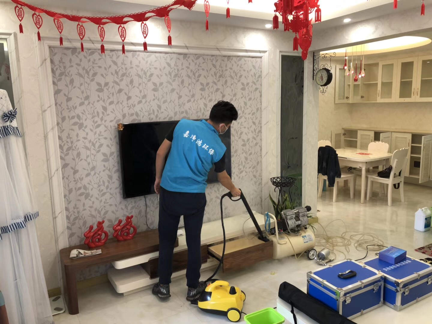 武漢市嘉凈鴻環(huán)?？萍加邢薰? style=