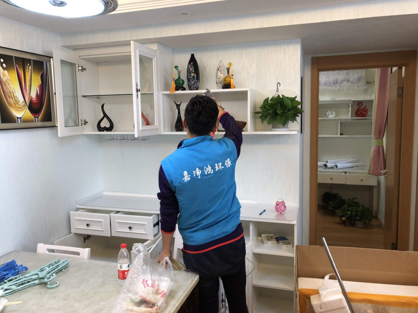 武漢市嘉凈鴻環(huán)?？萍加邢薰? style=