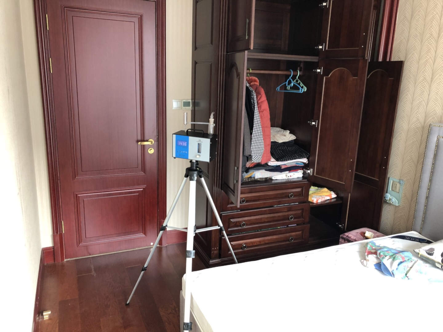 武漢市嘉凈鴻環(huán)?？萍加邢薰? style=