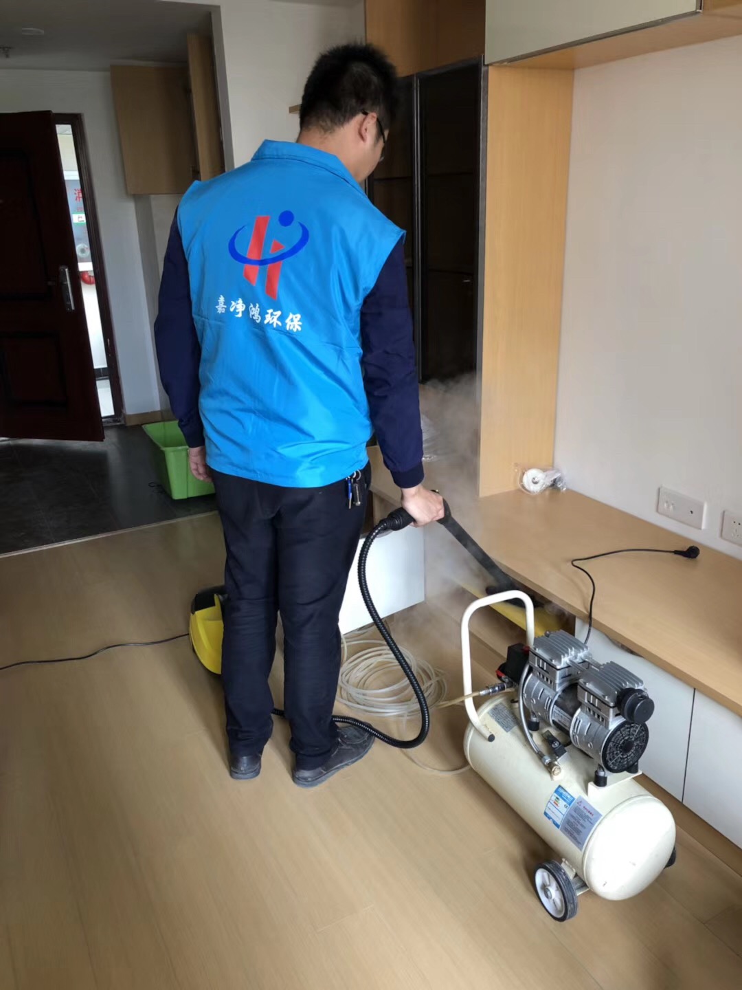 武漢市嘉凈鴻環(huán)?？萍加邢薰? style=