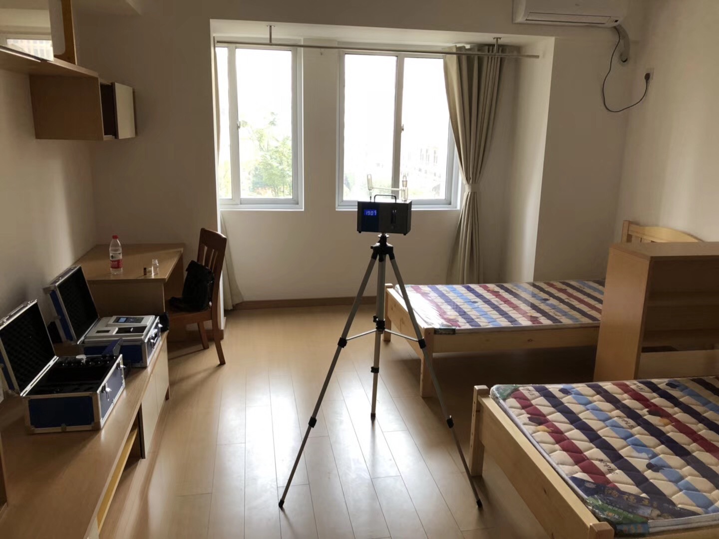 武漢市嘉凈鴻環(huán)?？萍加邢薰? style=