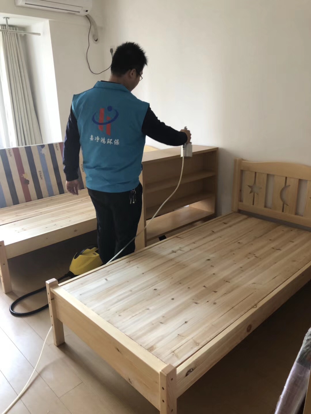 武漢市嘉凈鴻環(huán)?？萍加邢薰? style=