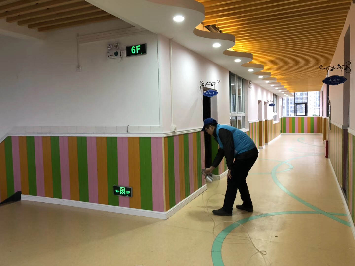 武漢市嘉凈鴻環(huán)?？萍加邢薰? style=