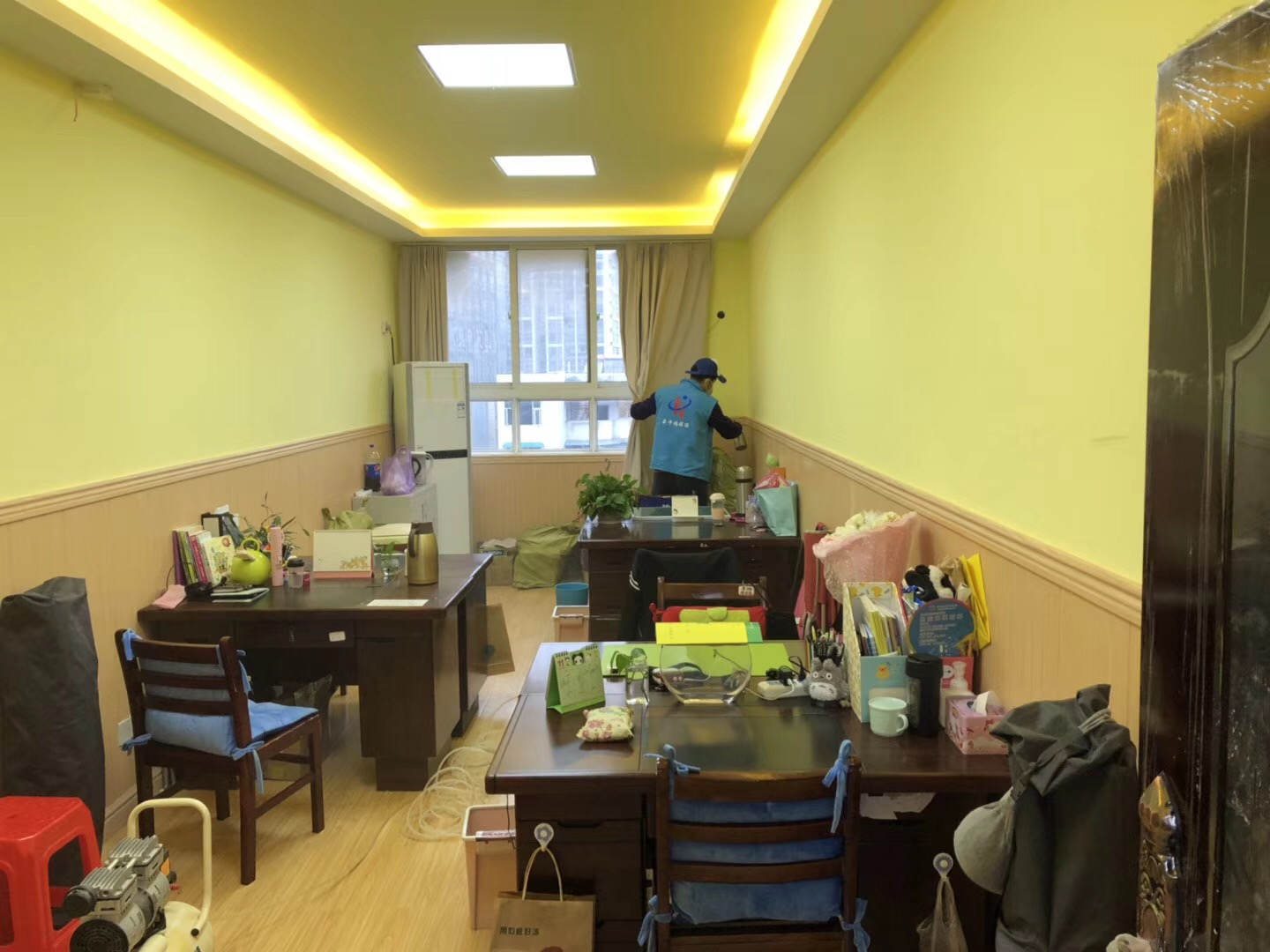 武漢市嘉凈鴻環(huán)?？萍加邢薰? style=