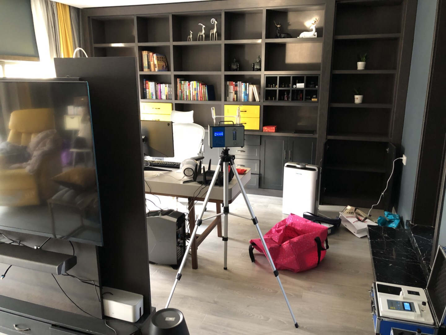 武漢市嘉凈鴻環(huán)?？萍加邢薰? style=