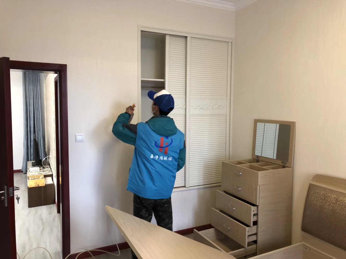 武漢市嘉凈鴻環(huán)?？萍加邢薰? style=