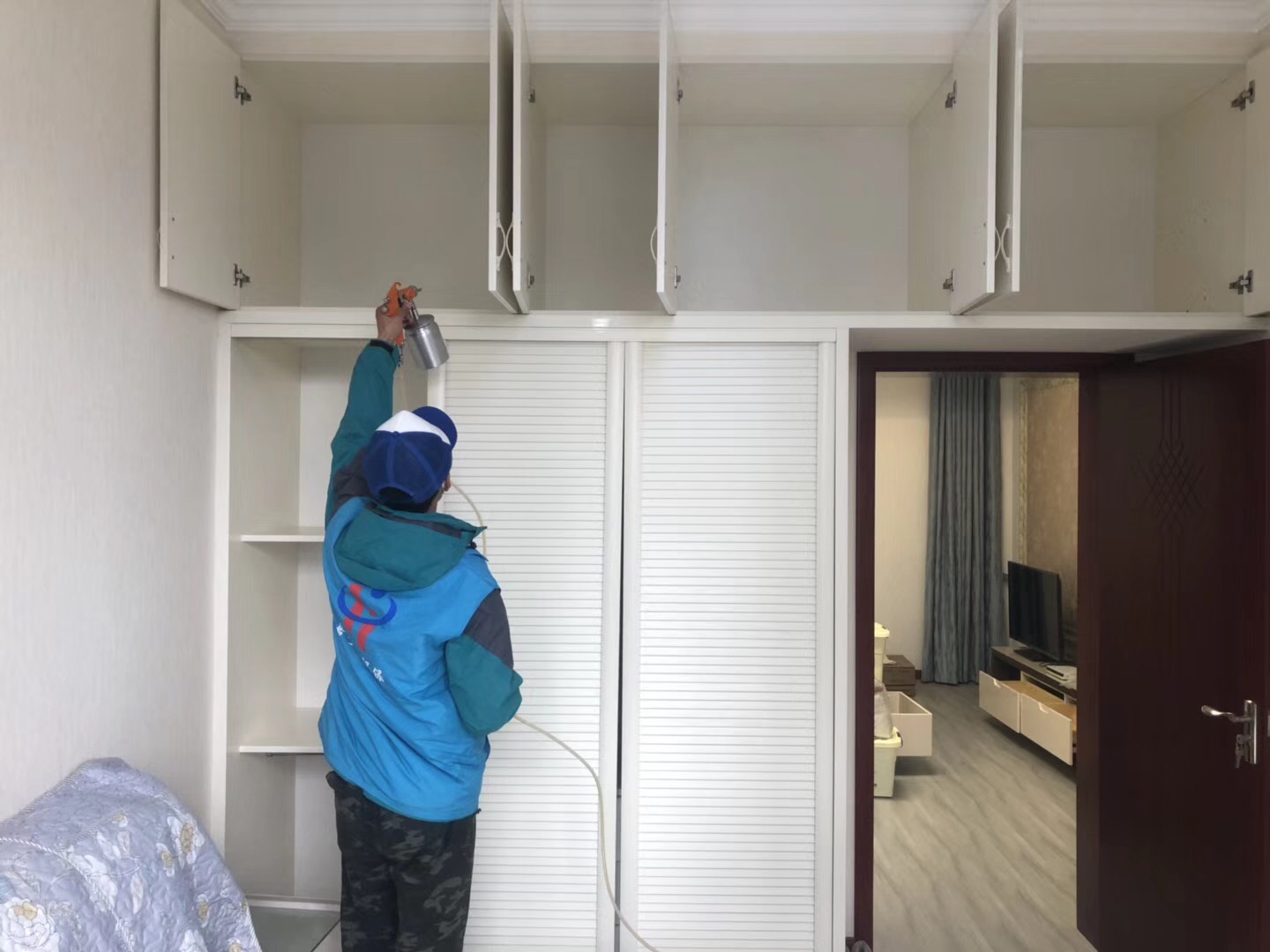 武漢市嘉凈鴻環(huán)?？萍加邢薰? style=