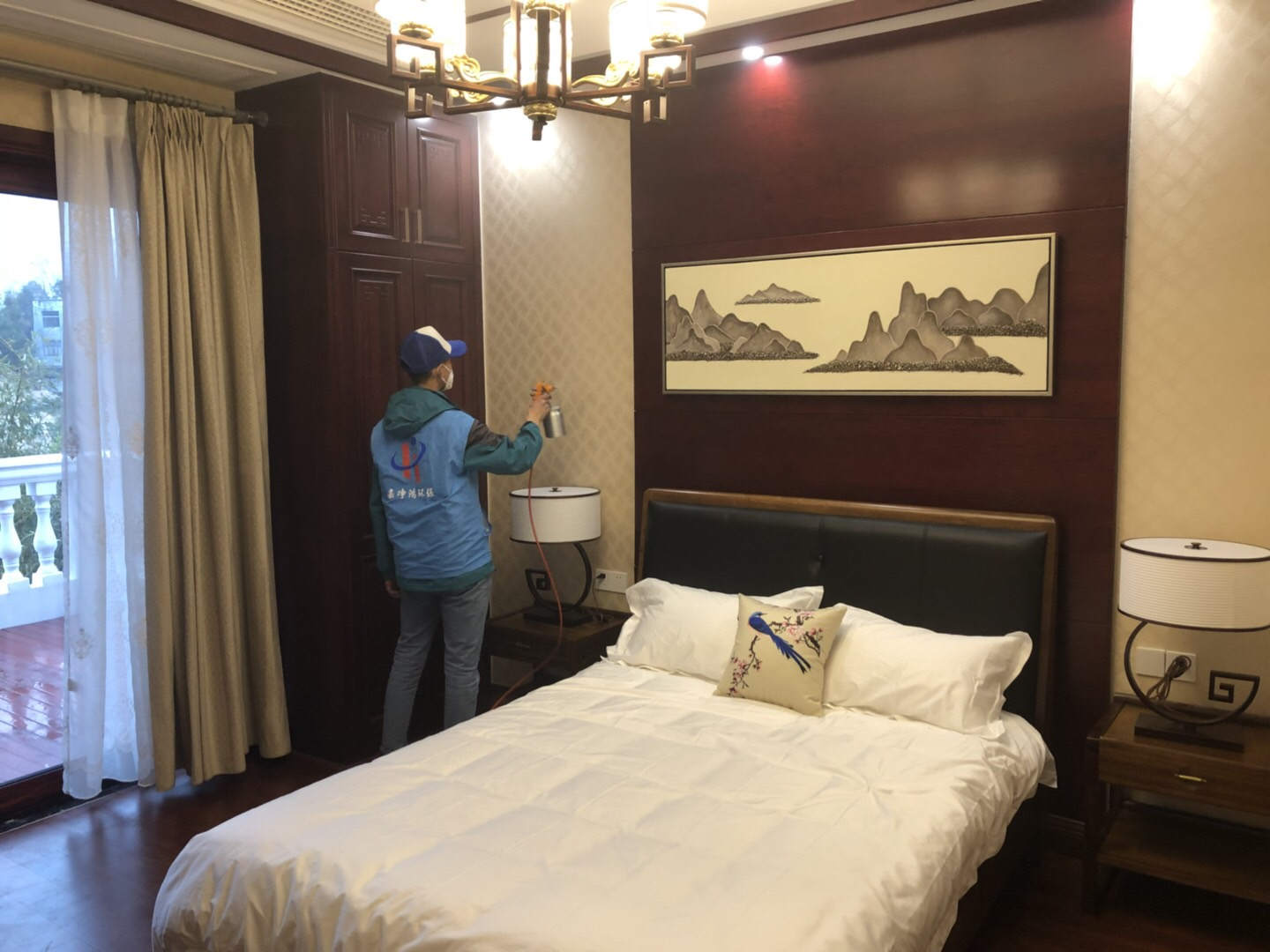 武漢市嘉凈鴻環(huán)?？萍加邢薰? style=