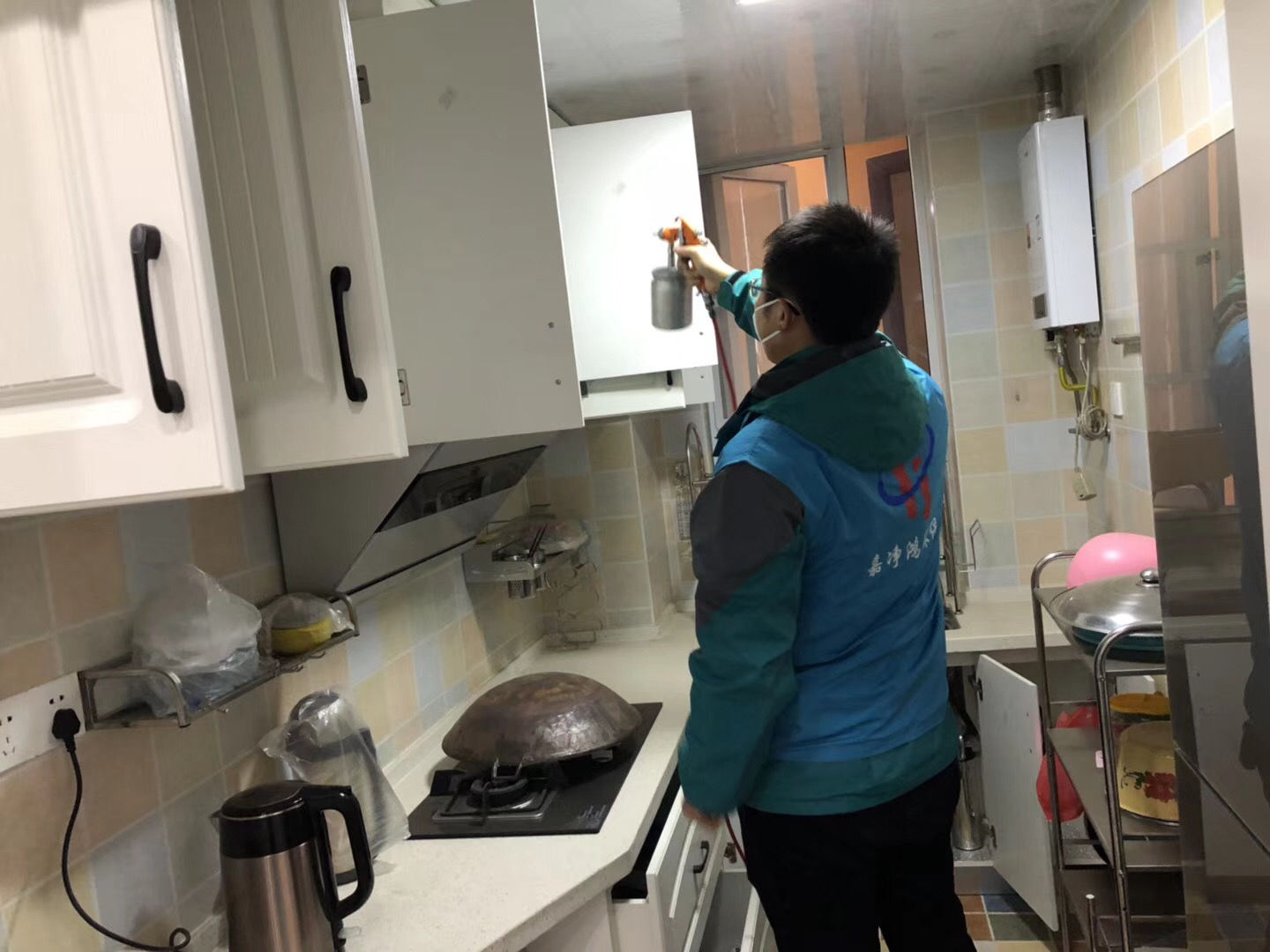 武漢市嘉凈鴻環(huán)?？萍加邢薰? style=