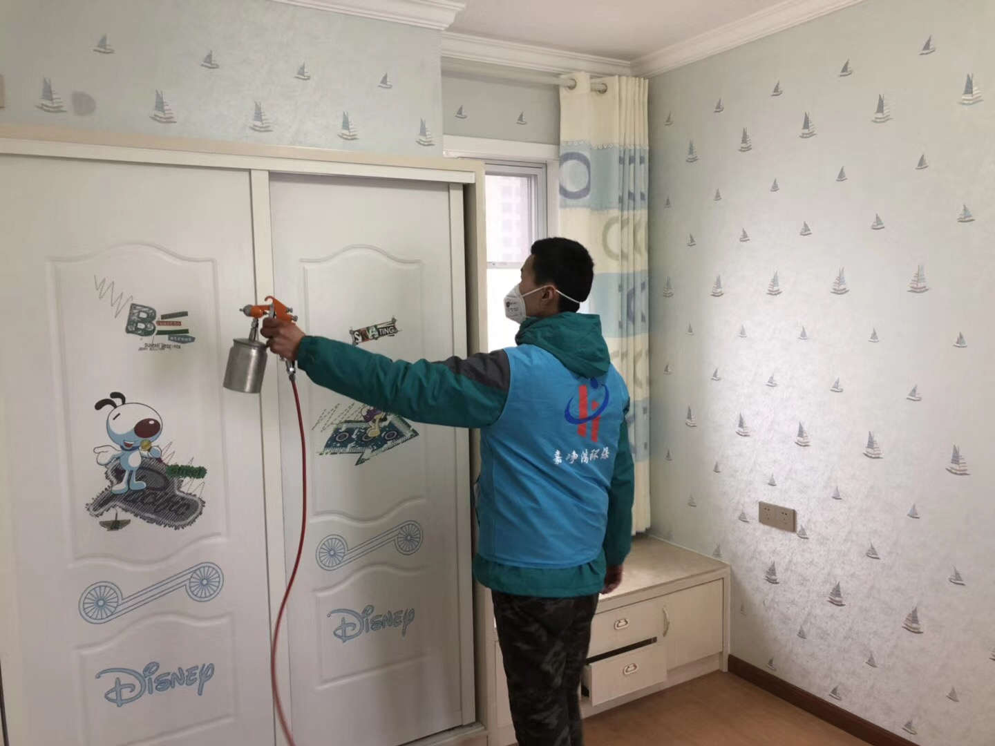 武漢市嘉凈鴻環(huán)?？萍加邢薰? style=