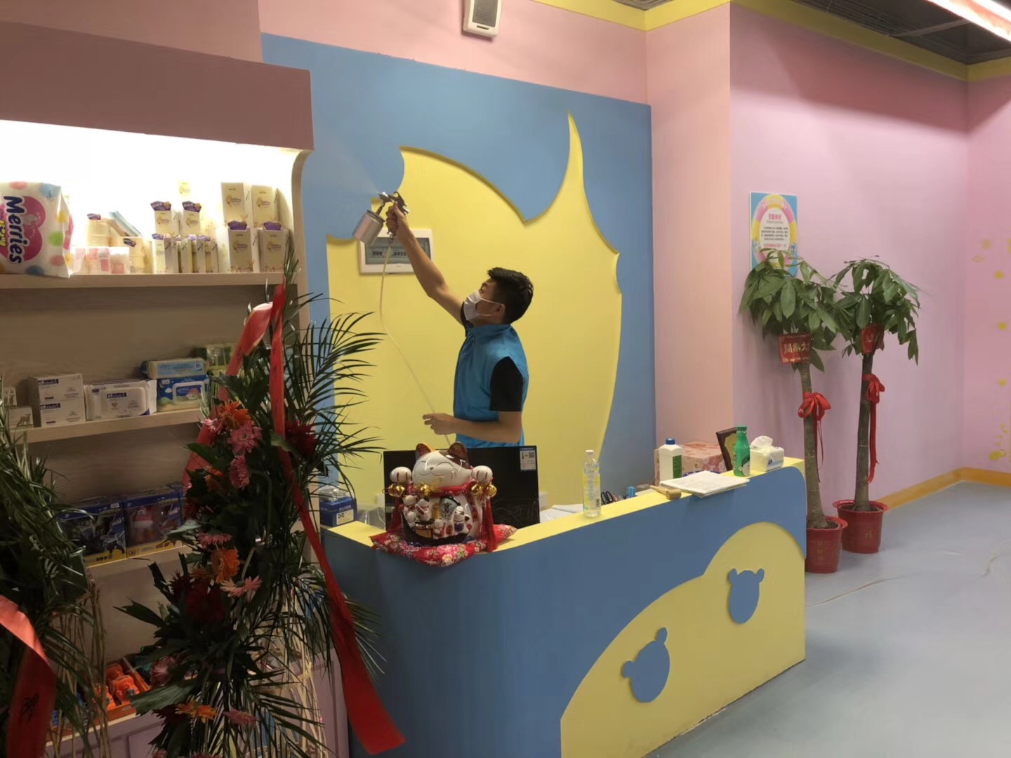 武漢市嘉凈鴻環(huán)?？萍加邢薰? style=