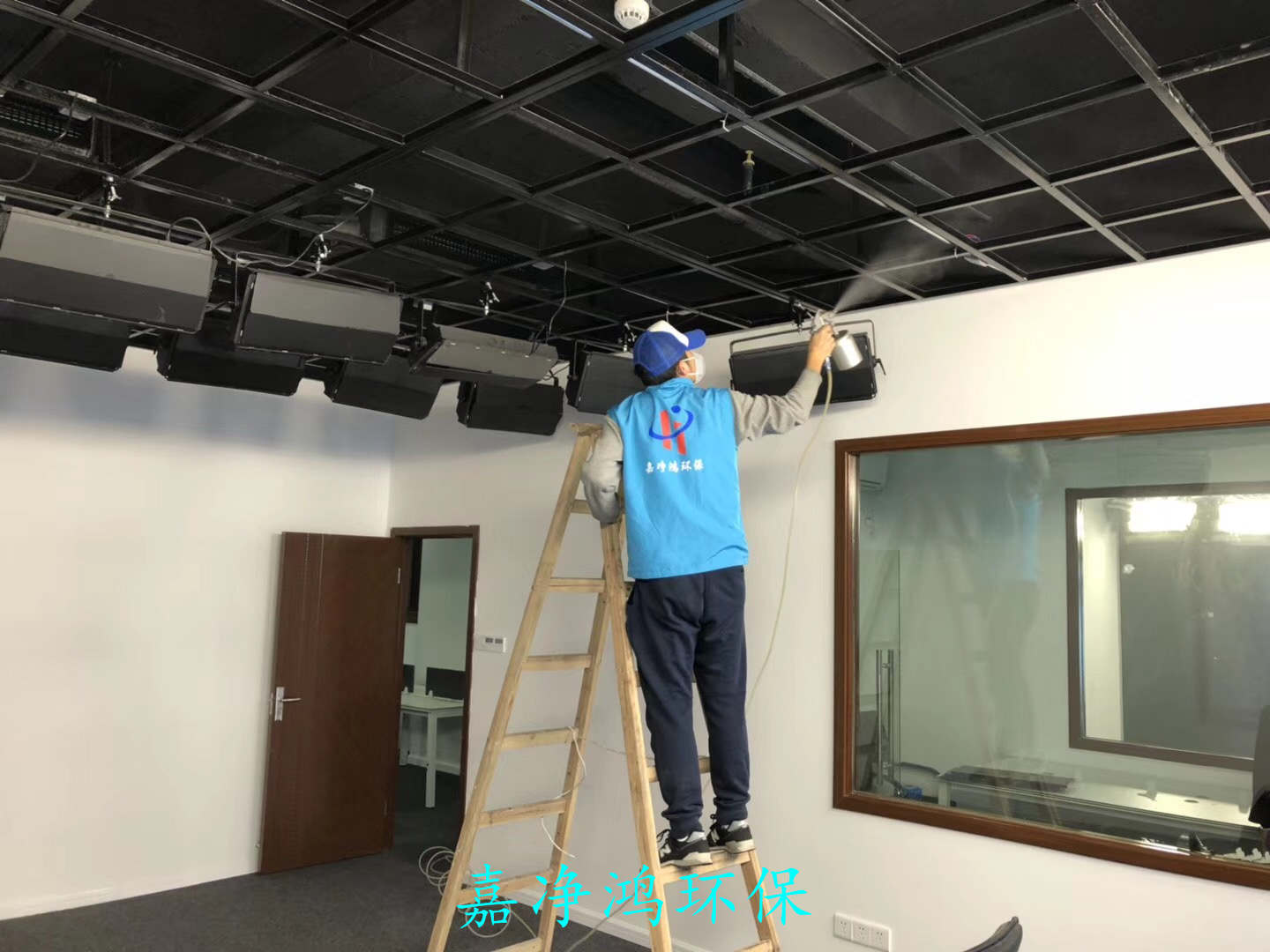 武漢市嘉凈鴻環(huán)?？萍加邢薰? style=