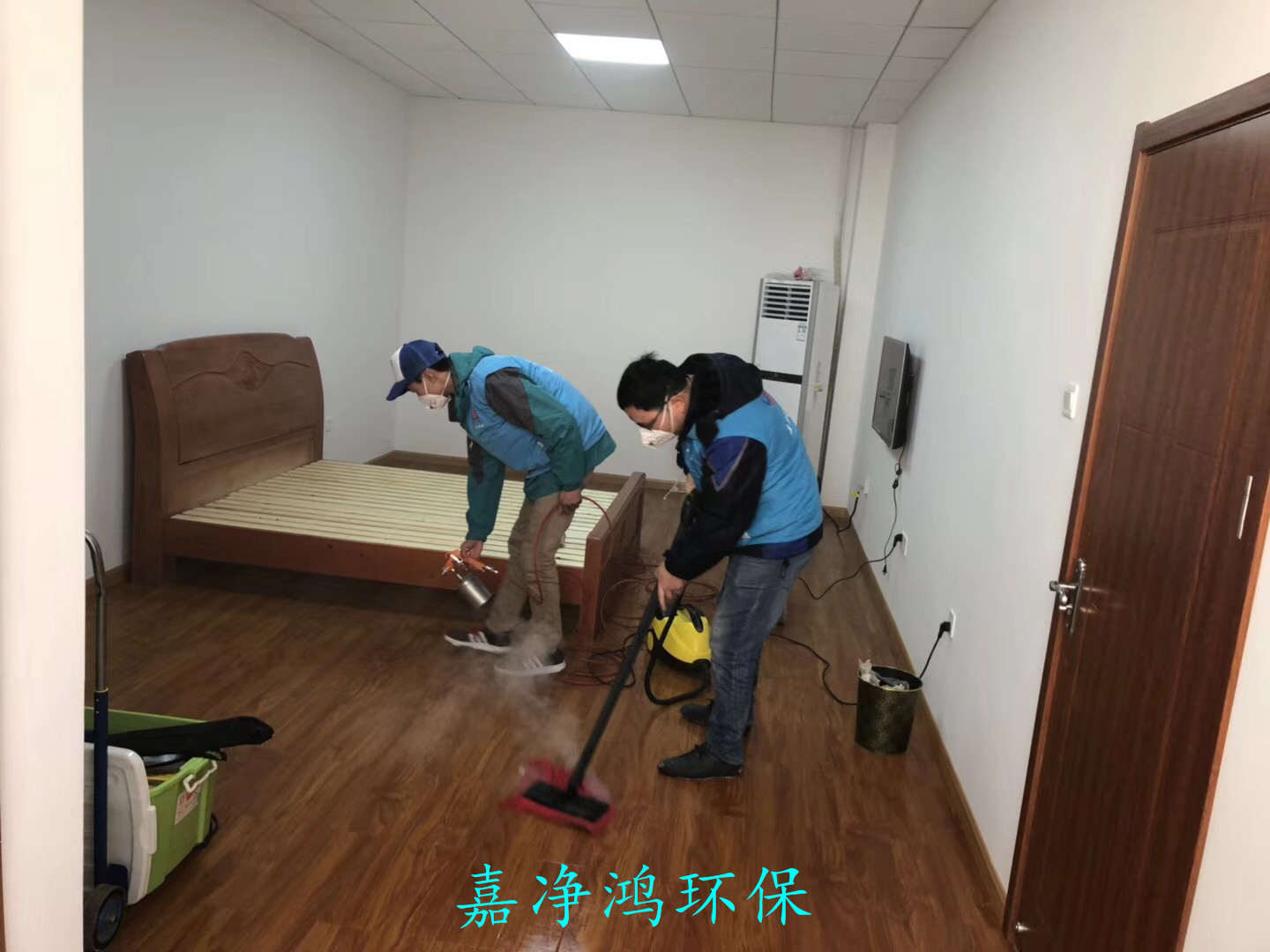 武漢市嘉凈鴻環(huán)?？萍加邢薰? style=