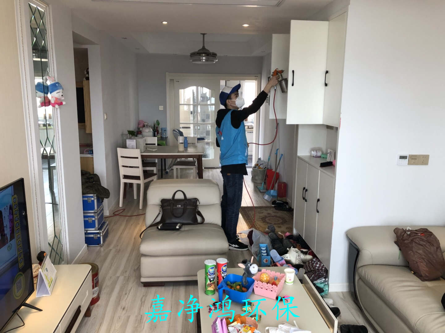 武漢市嘉凈鴻環(huán)?？萍加邢薰? style=