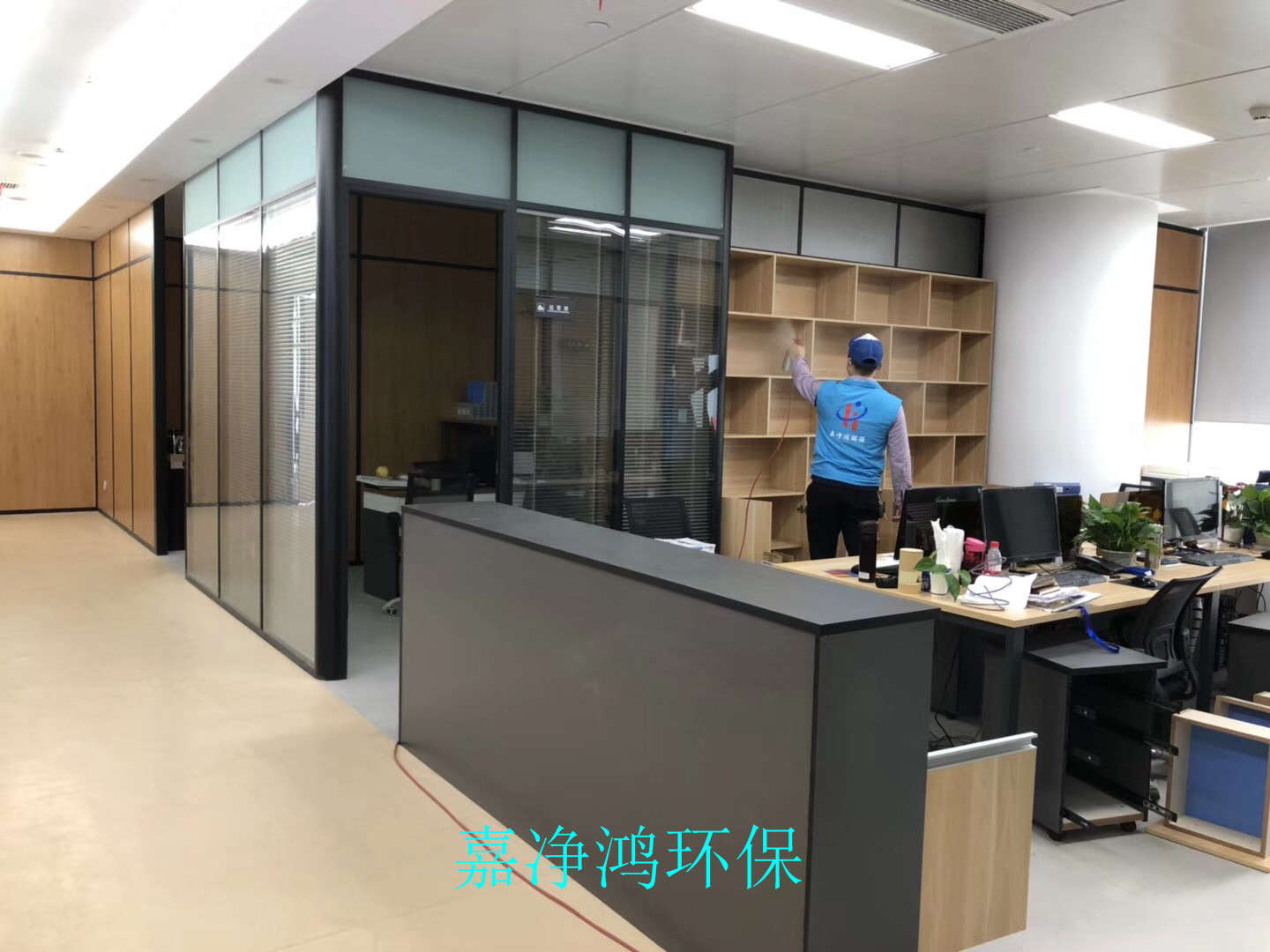 武漢市嘉凈鴻環(huán)?？萍加邢薰? style=