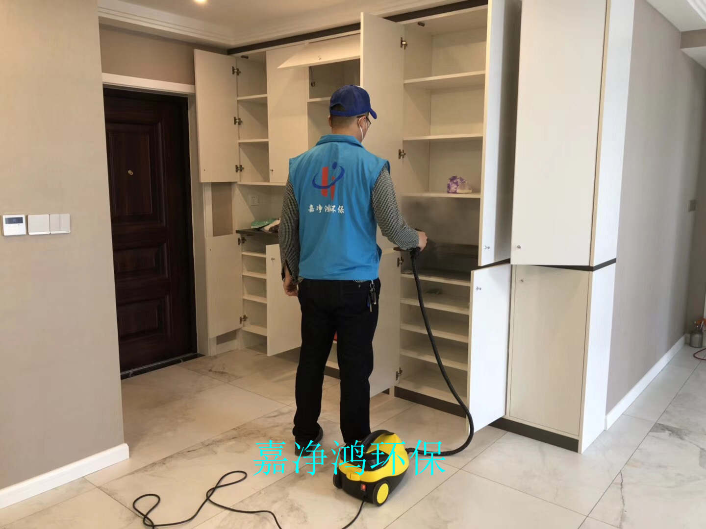 武漢市嘉凈鴻環(huán)?？萍加邢薰? style=