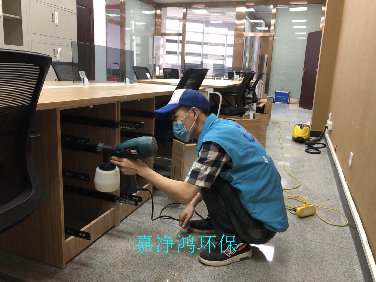 武漢市嘉凈鴻環(huán)?？萍加邢薰? style=