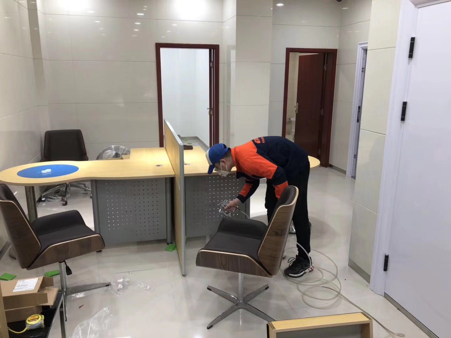 武漢市嘉凈鴻環(huán)?？萍加邢薰? style=